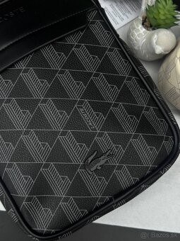 TAŠKA CEZ RAMENO OD LACOSTE 🌐 - 4