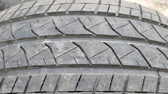 NOVE BRIDGESTONE 215 65 R 16C - 4