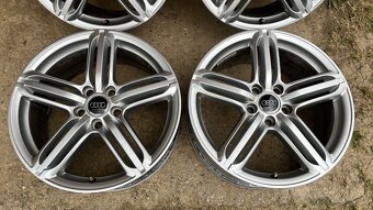 ☑️Audi Pompei 5x112 r18 originál - 4