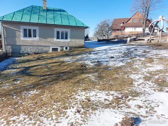 Rodinný dom s rozľahlým pozemkom na predaj – Detvianska Huta - 4