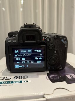 Canon 90D - 4