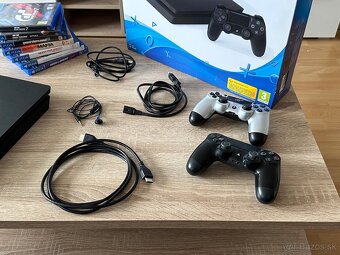 Playstation 4 Slim 500GB + 2x ovládač + krabica - 4