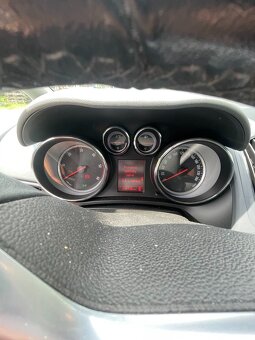 Opel Zafira 2.0 diesel - 4