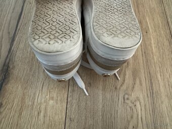 Dámske tenisky Tommy Hilfiger biele - 4