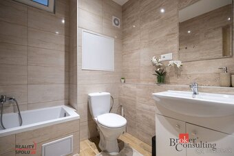 Moderný, 2 izbový byt, Zvolen, kompletná rekonštrukcia - 4