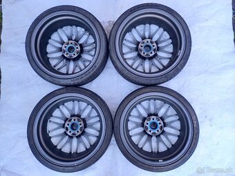 5x100 BARRACUDA VOLTEC T6 s Límcom Dizajn Y 225/35 ZR18 - 4