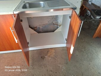 Na predaju kuchynská linka - 4