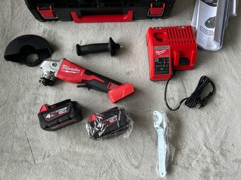 Milwaukee M18 - 4