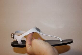 Dámske originál sandále Armani - 4