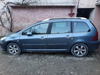 Peugeot 307 - 4