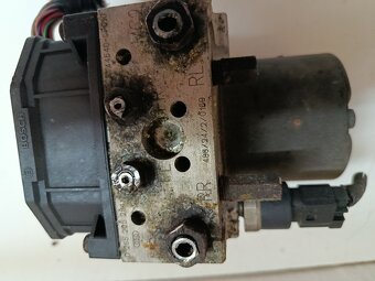 abs rj toyota corolla verso  0265950130  80€ - 4