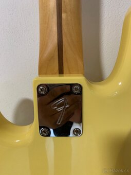 Predam vimenim  FENDER JAZZ BASS - 4