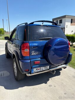 Toyota Rav 4 - 4
