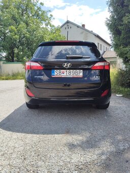 Hyundai i30 1.6 crdi - 4
