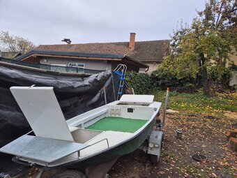 Laminatovy cln katamarán 360 - 4