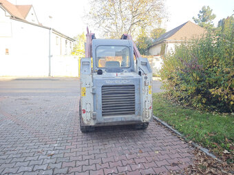 Pásový nakladač Takeuchi TL8 Bobcat T650 Caterpillar - 4
