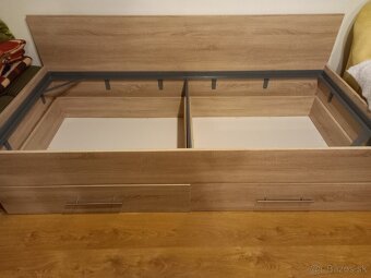 Pevná posteľ s úložným priestorom - 4