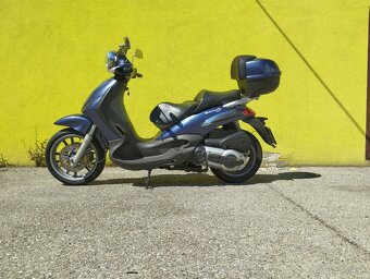 Piaggio Beverly 500 - 4