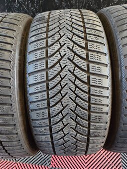 235/35 R19 Semperit zimne pneumatiky - 4