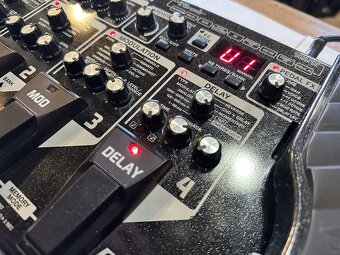 Boss ME-70 + adaptér, gitarový multiefekt - 4