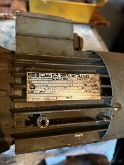 Ponúkam na predaj tieto elektromotory - 4