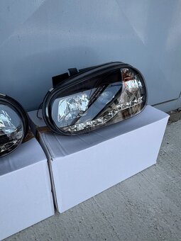 Predné svetla pre VW golf 4 s led pásom - 4