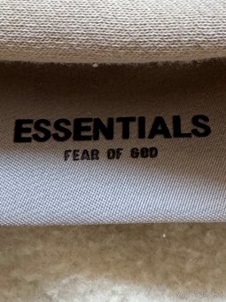ESSENTIALS FEAR OF GOD HOODIE SIZE M - 4