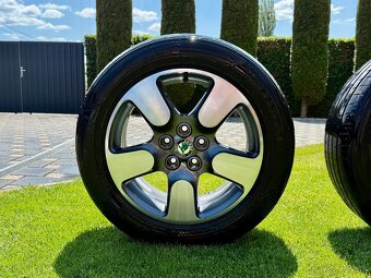 Komplet letnú sadu alu Škoda Scout - 5x112 225/55 R17. - 4