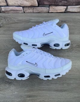 Nike Air Max TN Plus "White-Black" - 4