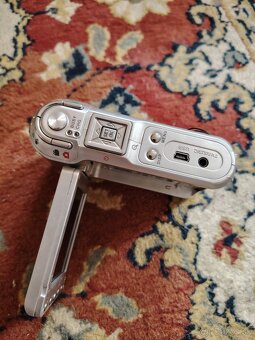 SONY - 4