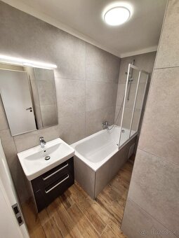 Prenájom 3 izbový byt Žilina - Vlčince - 4