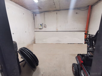 Dlhodobo prenajmem sklad 70m2. - 4