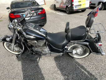 Suzuki Intruder VL1500LC - 4