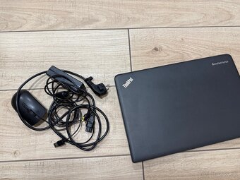 Lenovo E 540 notebook - 4