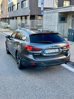 Mazda 6 - 4