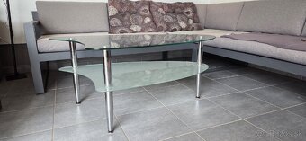 Skleneny stolik - 4