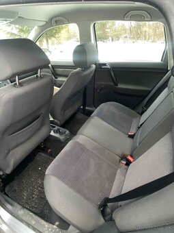 Volkswagen Polo 1.4 – Klíma, El. okná - 4