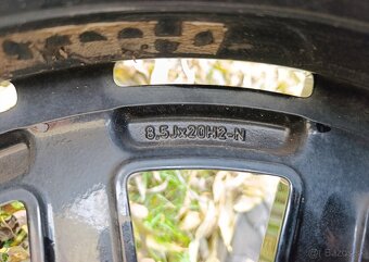 Mercedes AMG r20 - 4