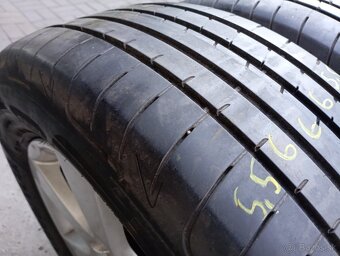 2ks letne 235/60R18 Goodyear - 4