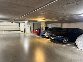 Parkovacie statie Bratislava - Petržalka, Gustava Malého. - 4