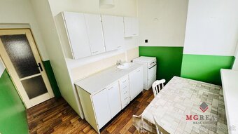 Na predaj 2-izbový byt (49 m²) s loggiou blízko centra – Par - 4