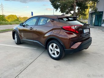 Toyota C-HR 1.8 hybrid E-CVT 72kw 2018 129000km SR - 4
