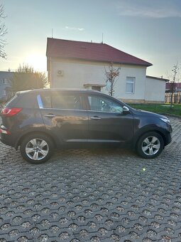 Kia Sportage - 4