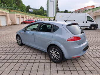 Seat Leon 1.6i 16v 75 kW Comfrline R.V.2008 - 4