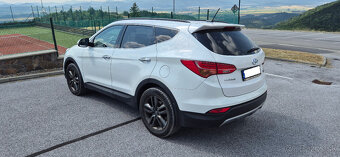 Hyundai Santa Fe 2.2 CRDi 4x4 Premium - 4