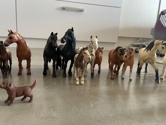 Schleich koniky - 4