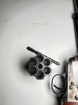 UBERTI Cattleman, 7,1/2” - 4