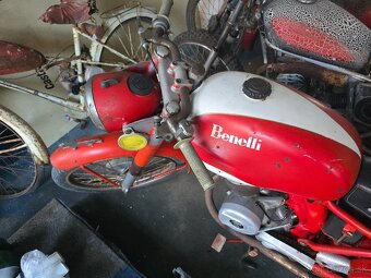 Prodám Benelli Pesaro - 4