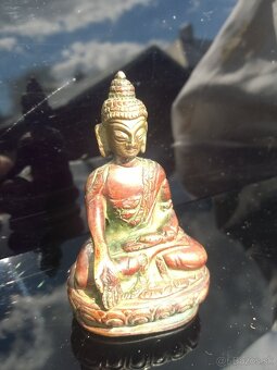 Bronzová socha budha - 4