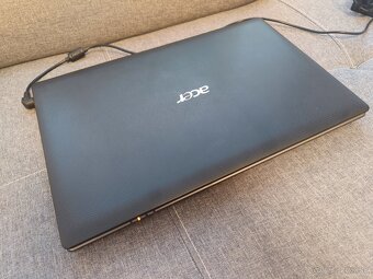 Acer aspire 5750G, i3 2-jadro 2GHz, 6GB RAM, SSD, nová bat. - 4